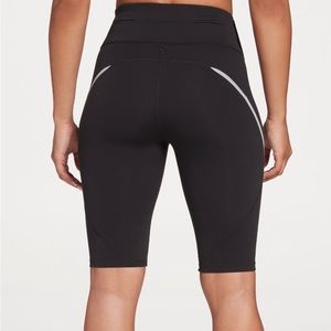 NWT Calia by Carrie Underwood Reflective Bike Shorts